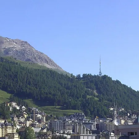 Direkt Am - Aussicht - Balkon - Tg-stellplatz St. Moritz